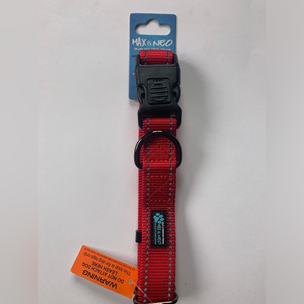 NWT Max & Neo Red Reflective Stitched Collar Sz Medium Please see size chart!